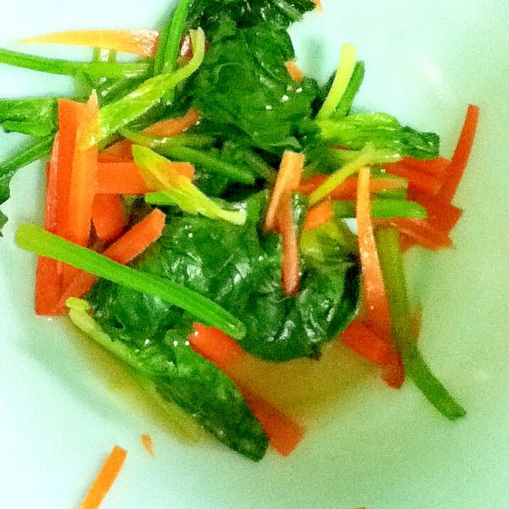 小松菜とにんじんの和え物